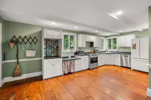 31 Broadway, Hanover, MA 02339 - Photo 6