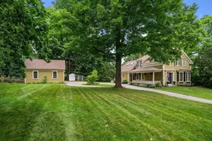 31 Broadway, Hanover, MA 02339 - Photo 2