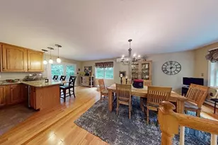 233 Tispaquin St, Middleborough, MA 02346 - Photo 4