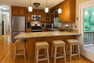 233 Tispaquin St, Middleborough, MA 02346 - Photo 8