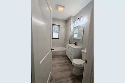 830 Fellsway #2, Medford, MA 02155 - Photo 2