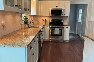 15 McIntosh Rd, Chelmsford, MA 01824 - Photo 6