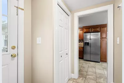 19 Cunningham Cir, Waltham, MA 02453 - Photo 18