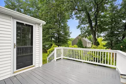 19 Cunningham Cir, Waltham, MA 02453 - Photo 36