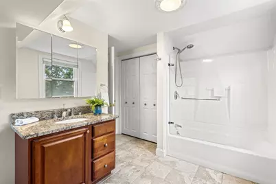19 Cunningham Cir, Waltham, MA 02453 - Photo 28