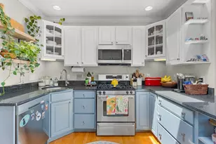 605 E Broadway, Boston, MA 02127 - Photo 10