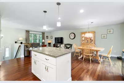101 Prospect Hill St, Taunton, MA 02780 - Photo 8