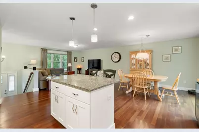 101 Prospect Hill St, Taunton, MA 02780 - Photo 6