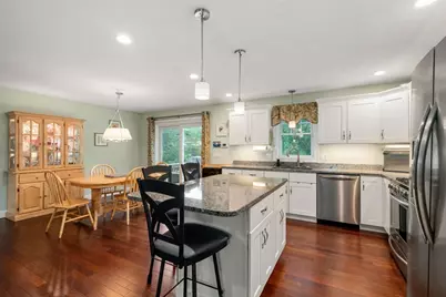 101 Prospect Hill St, Taunton, MA 02780 - Photo 8
