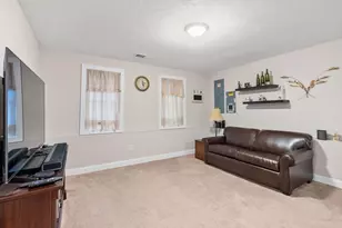 101 Prospect Hill St, Taunton, MA 02780 - Photo 28