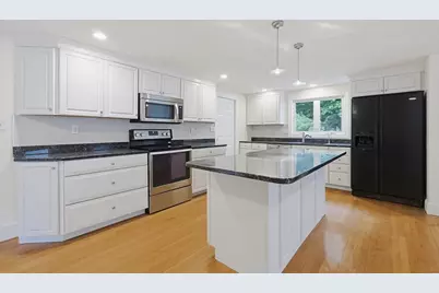 103 John Carver Rd, Reading, MA 01867 - Photo 10