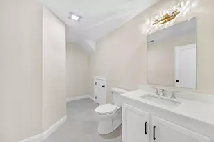 279 Brookline St, Needham, MA 02492 - Photo 32
