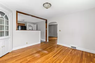 862 Pleasant St, Canton, MA 02021 - Photo 6