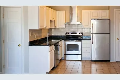 14 Murdock #3-2, Somerville, MA 02144 - Photo 2
