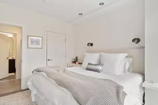 900 Beacon St, Boston, MA 02215 - Photo 8