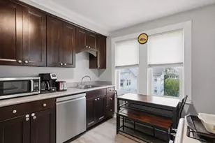 60-62 Templeton Pkwy, Watertown, MA 02472 - Photo 2