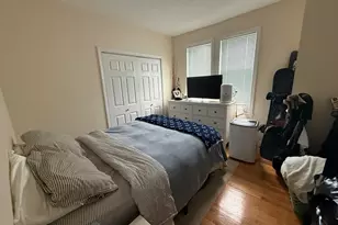 220 Middlesex Ave, Medford, MA 02155 - Photo 2