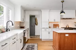 22 Homestead Rd, Lynnfield, MA 01940 - Photo 10