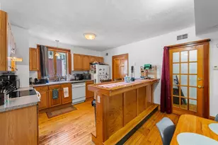 14-16-18 Friend St, Amesbury, MA 01913 - Photo 34