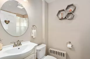 516 Pleasant St, Winthrop, MA 02152 - Photo 16