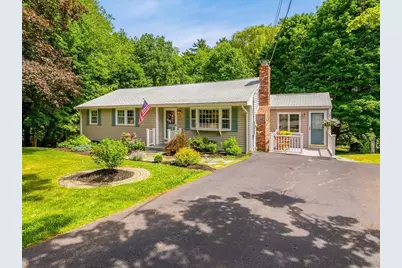 33 Farnham Rd, Rowley, MA 01969 - Photo 1