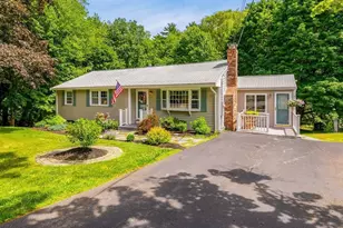 33 Farnham Rd, Rowley, MA 01969 - Photo 1