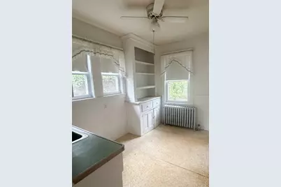 69 Charlemont St, Newton, MA 02461 - Photo 10