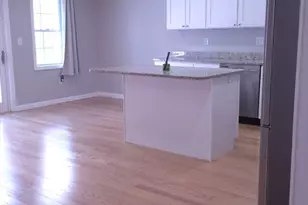 13 Marion St, Haverhill, MA 01832 - Photo 6