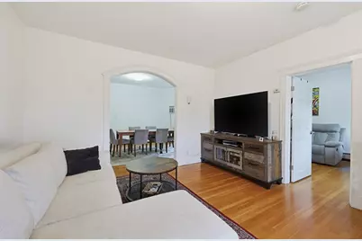 87 Broad St #3, Lynn, MA 01902 - Photo 2