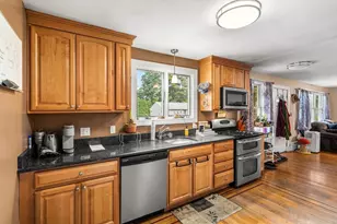 23 Mifflin Dr, North Andover, MA 01845 - Photo 4