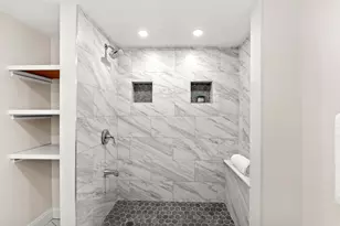 273 Bunker Hill St, Boston, MA 02129 - Photo 22