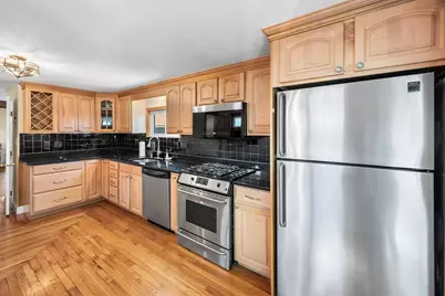 69 Weybosset St, Weymouth, MA 02191 - Photo 8