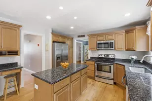 61 Whitney St, Northborough, MA 01532 - Photo 6