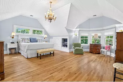 319 Oakland St, Wellesley, MA 02481 - Photo 16