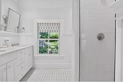 319 Oakland St, Wellesley, MA 02481 - Photo 20