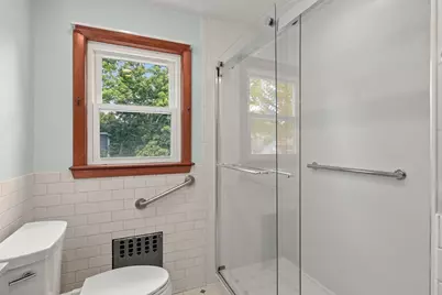 147 Oakland Ave, Arlington, MA 02476 - Photo 18