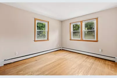 147 Oakland Ave, Arlington, MA 02476 - Photo 24