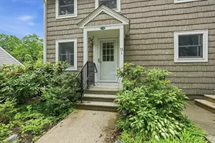 76 Laurel St, Greenfield, MA 01301 - Photo 4