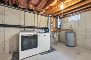 76 Laurel St, Greenfield, MA 01301 - Photo 28