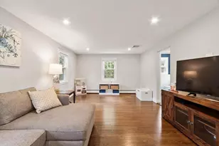 12 Crabapple Ln, Chelmsford, MA 01824 - Photo 6