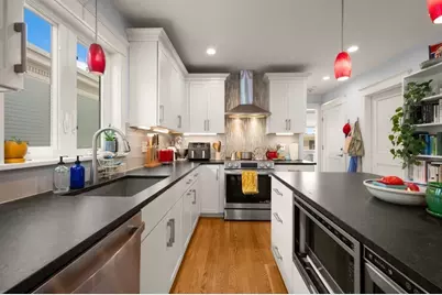 27-29 Cameron Ave #B, Cambridge, MA 02139 - Photo 4