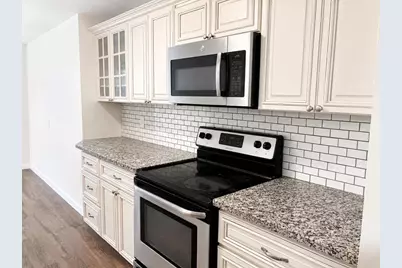 150 Elm St #3, Braintree, MA 02184 - Photo 8