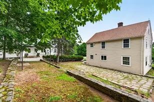 118 Blossom St, Fitchburg, MA 01420 - Photo 4