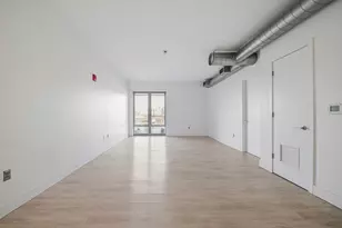 9 Medford St, Somerville, MA 02143 - Photo 10