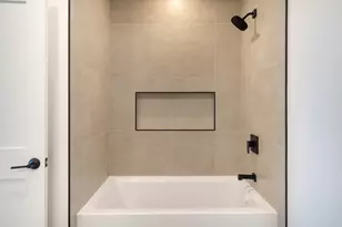 28 Swan Ave, Boston, MA 02128 - Photo 20
