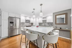 34 Washington Green, Walpole, MA 02032 - Photo 4