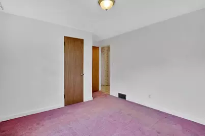 328 Hartwick, Springfield, MA 01108 - Photo 14