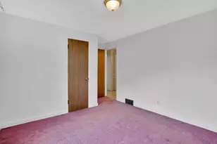 328 Hartwick St, Springfield, MA 01108 - Photo 14