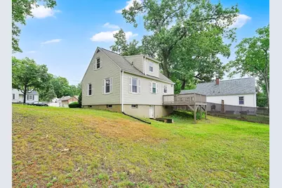 328 Hartwick, Springfield, MA 01108 - Photo 34