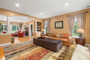 35 Houghton Ln, Boxborough, MA 01719 - Photo 10